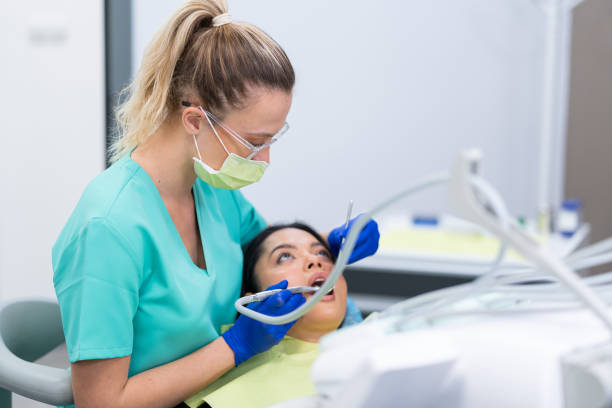 Best Holiday Emergency Dentist in South Windham, CT
